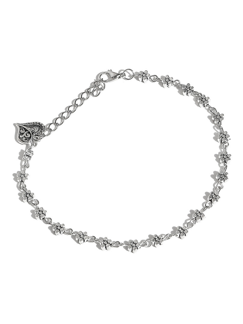 OOMPH Silver-Toned Floral Textured Anklet