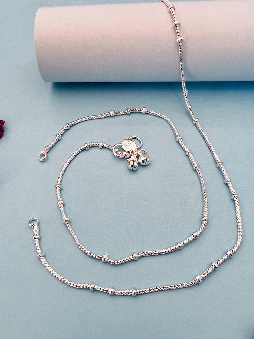 Sangria Silver Toned Set Of 2 Silver-Plated Stones and Beads Anklets