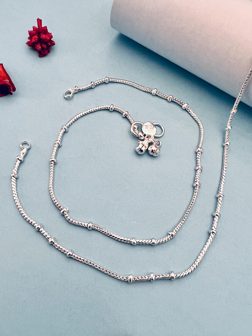 Sangria Silver Toned Set Of 2 Silver-Plated Stones and Beads Anklets