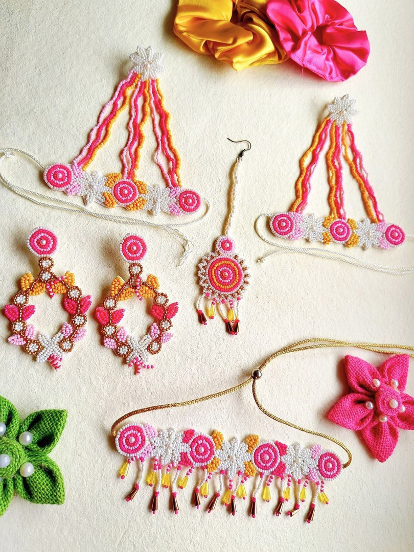 Jewellery Sangria Gold Plated Beaded Jewellery Set