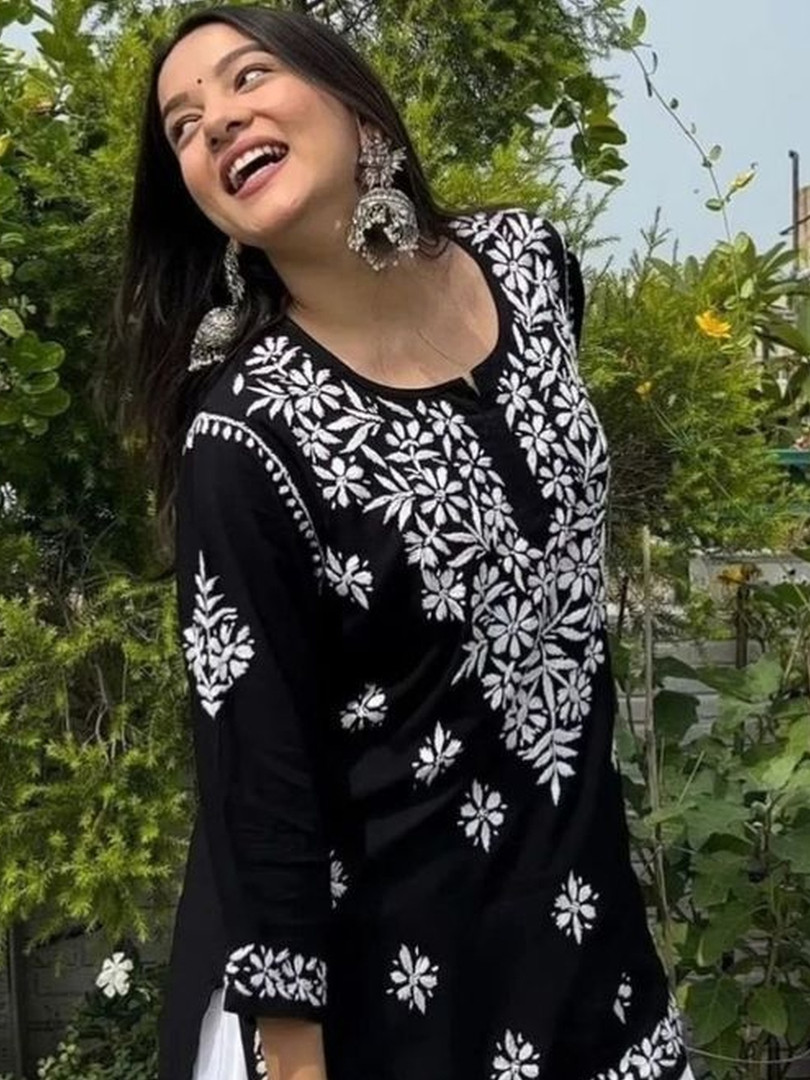 OPIVE FASHION HUB Viscose Rayon Embroidered Ethnic Tunic