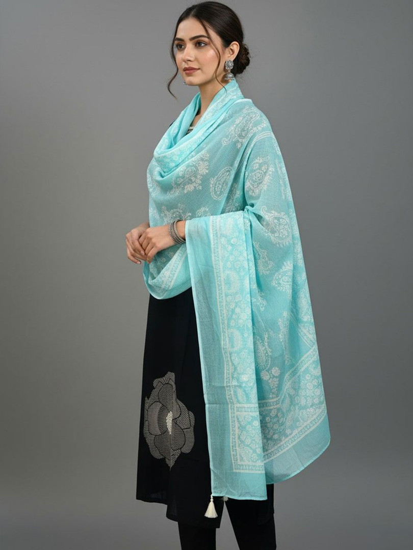 Sangria Women Paisley Printed Cotton Dupatta With Tasseled Border