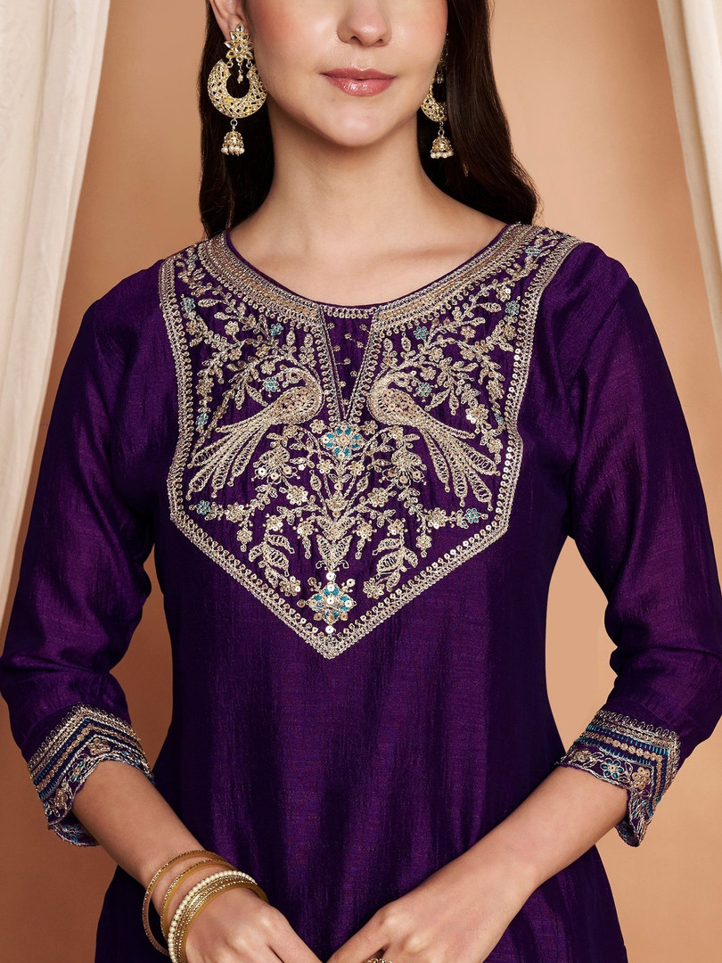 rarethread Women Embroidered Thread Work Grandeur & Majestic Artwork Kurta