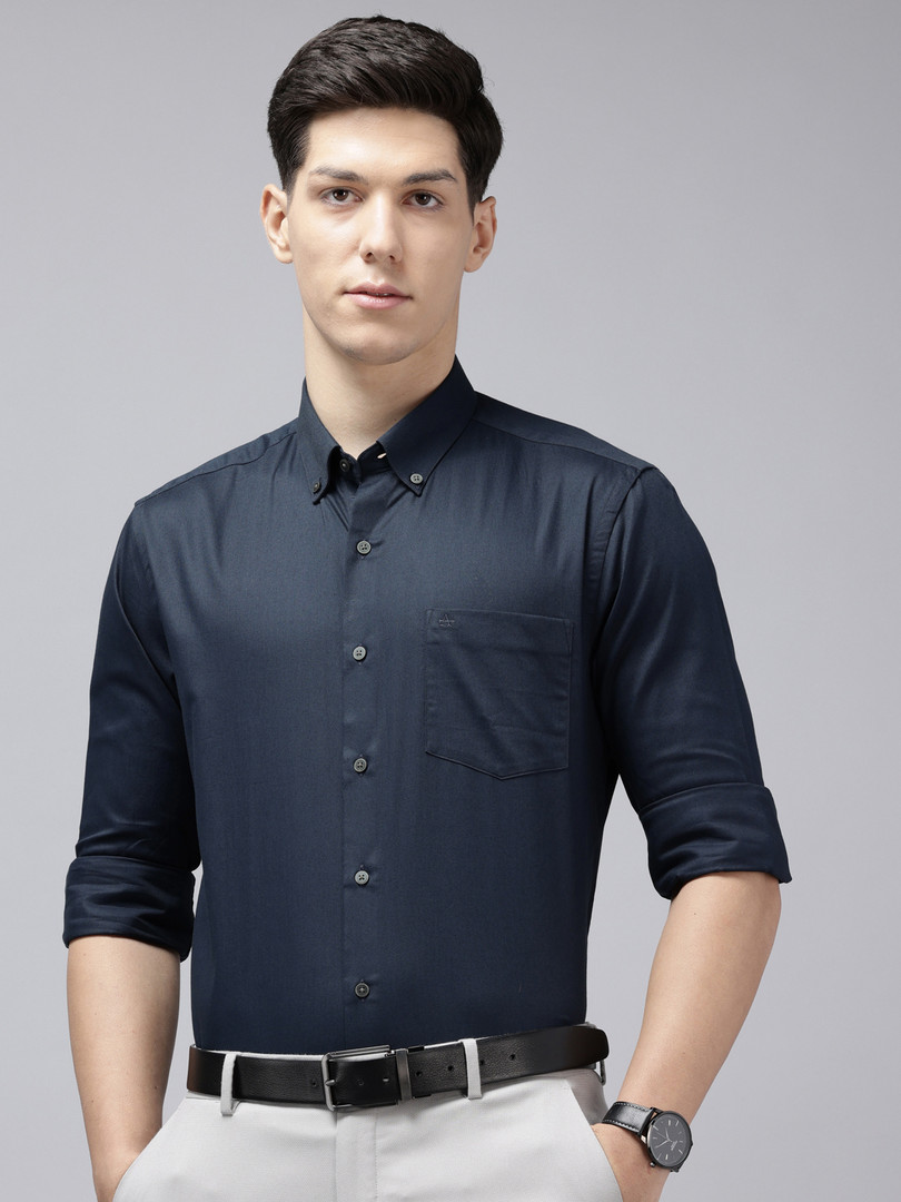 Arrow Manhattan Slim Fit Button-Down Collar Pure Cotton Formal Shirt