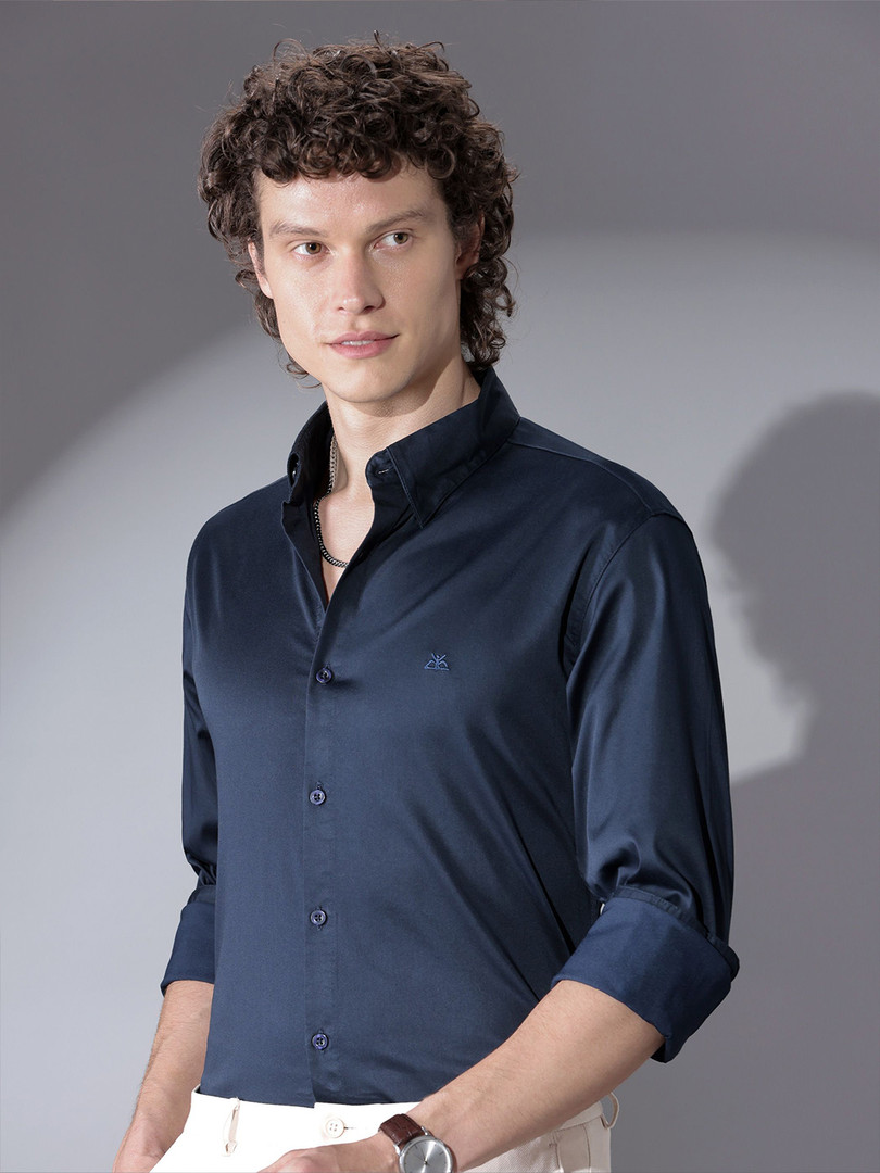 Beyoung Original Spread Collar Long Sleeves Wrinkle Free Satin Formal Shirt