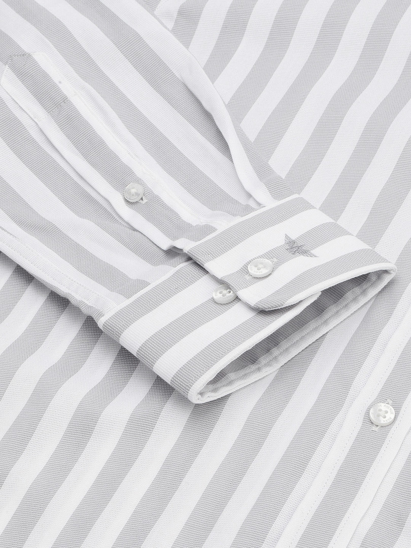 Park Avenue Men Grey & White Slim Fit Striped Pure Cotton Formal Shirt