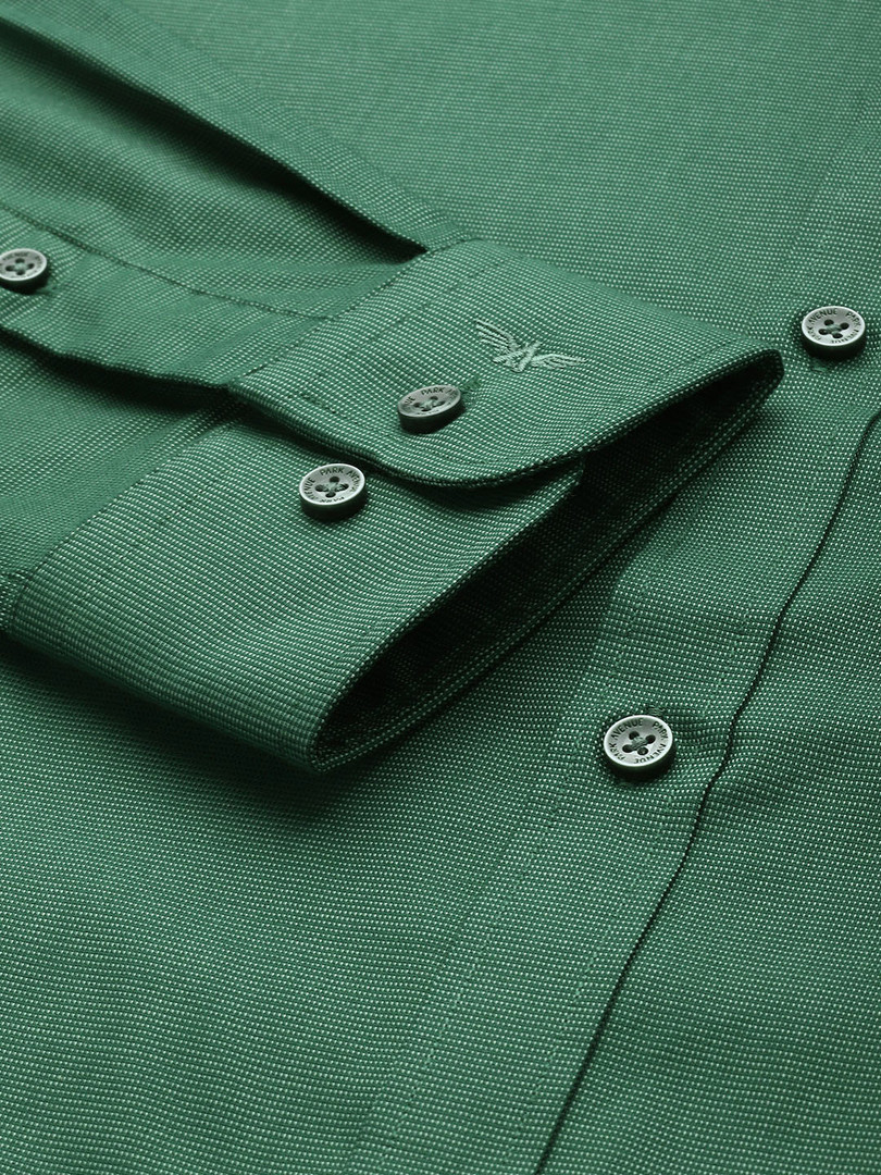 Park Avenue Solid Slim Fit Formal Shirt