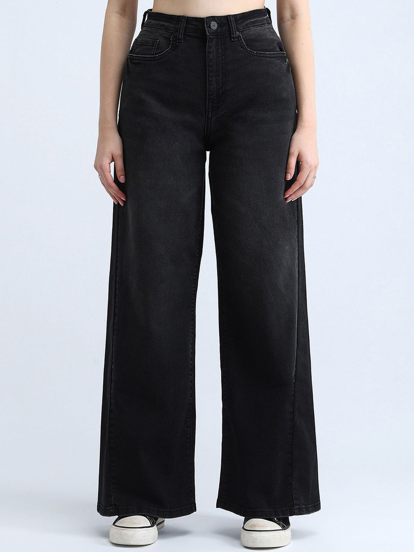 Flying Machine Women Relaxed Fit High-Rise Light Fade Stretchable Jeans