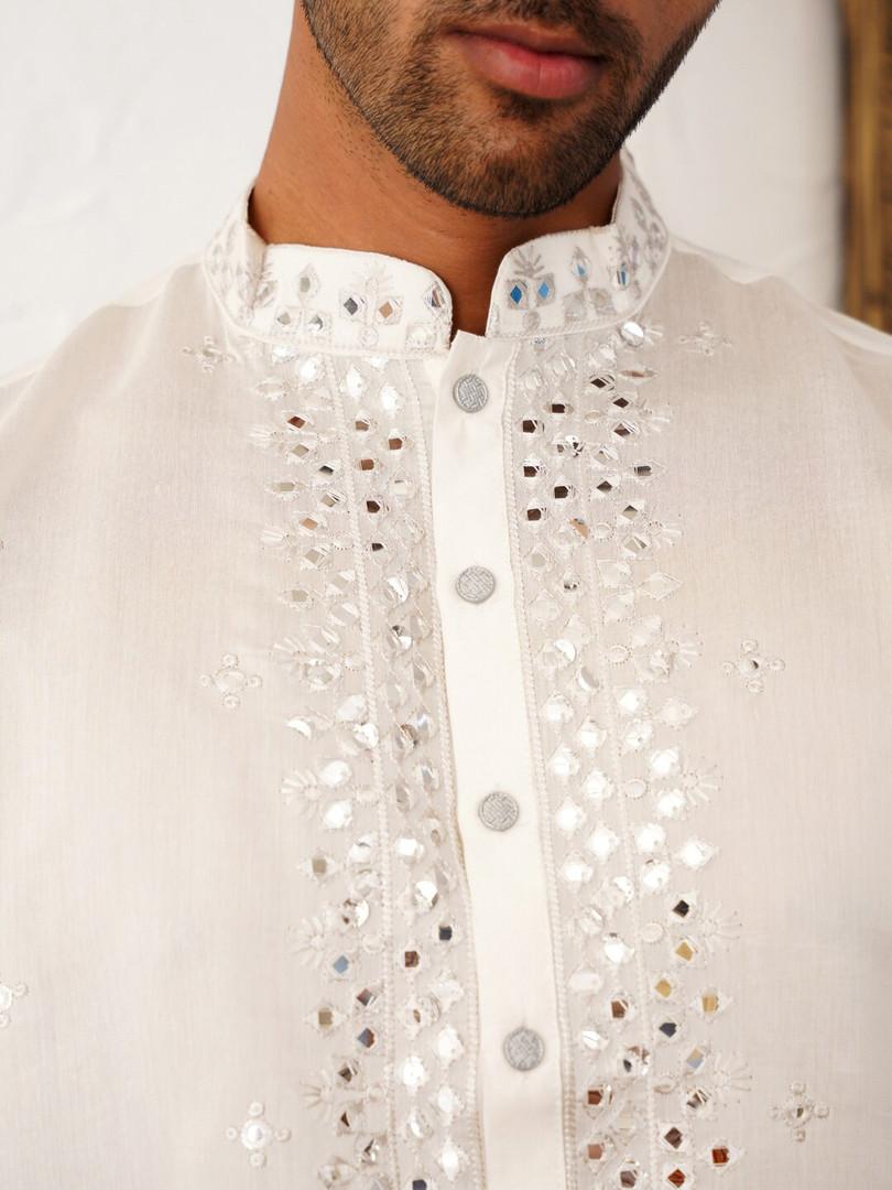 Jompers Floral Embroidered Mirror Work Mandarin Collar Cotton Silk Straight Republic Day Republic Day Kurta