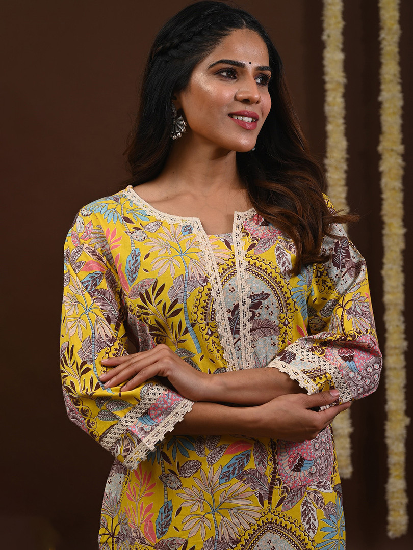 Yellow / Brown