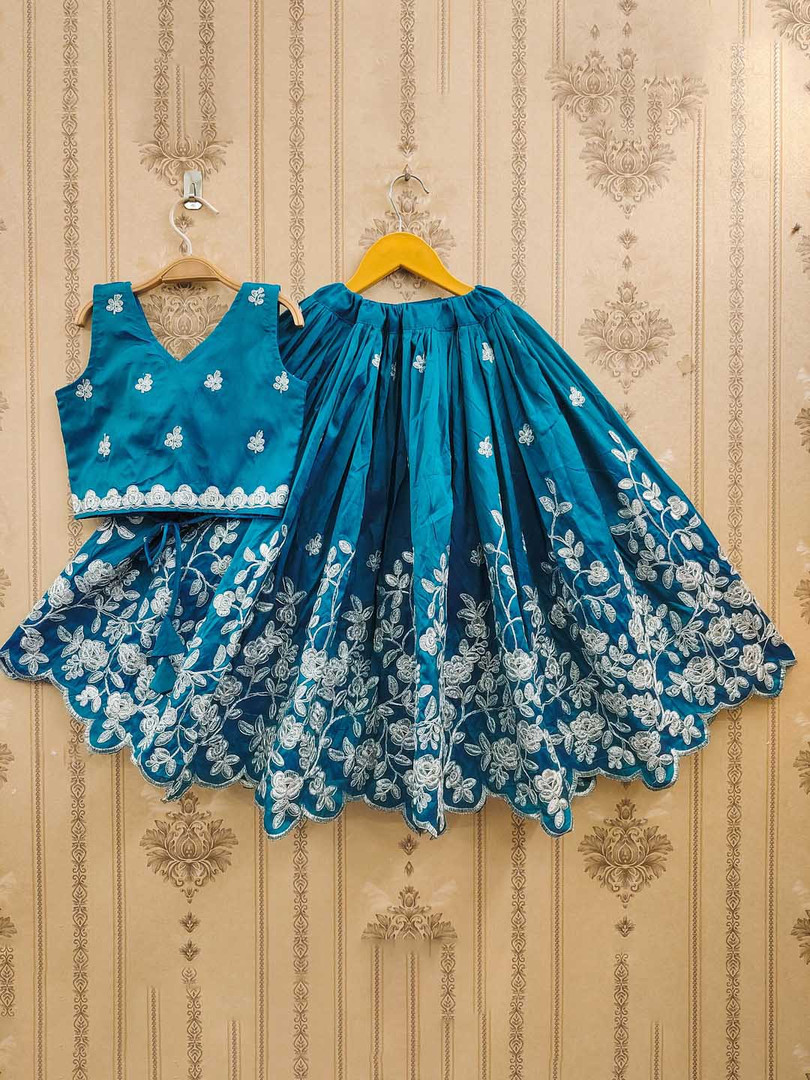Blue / Silver