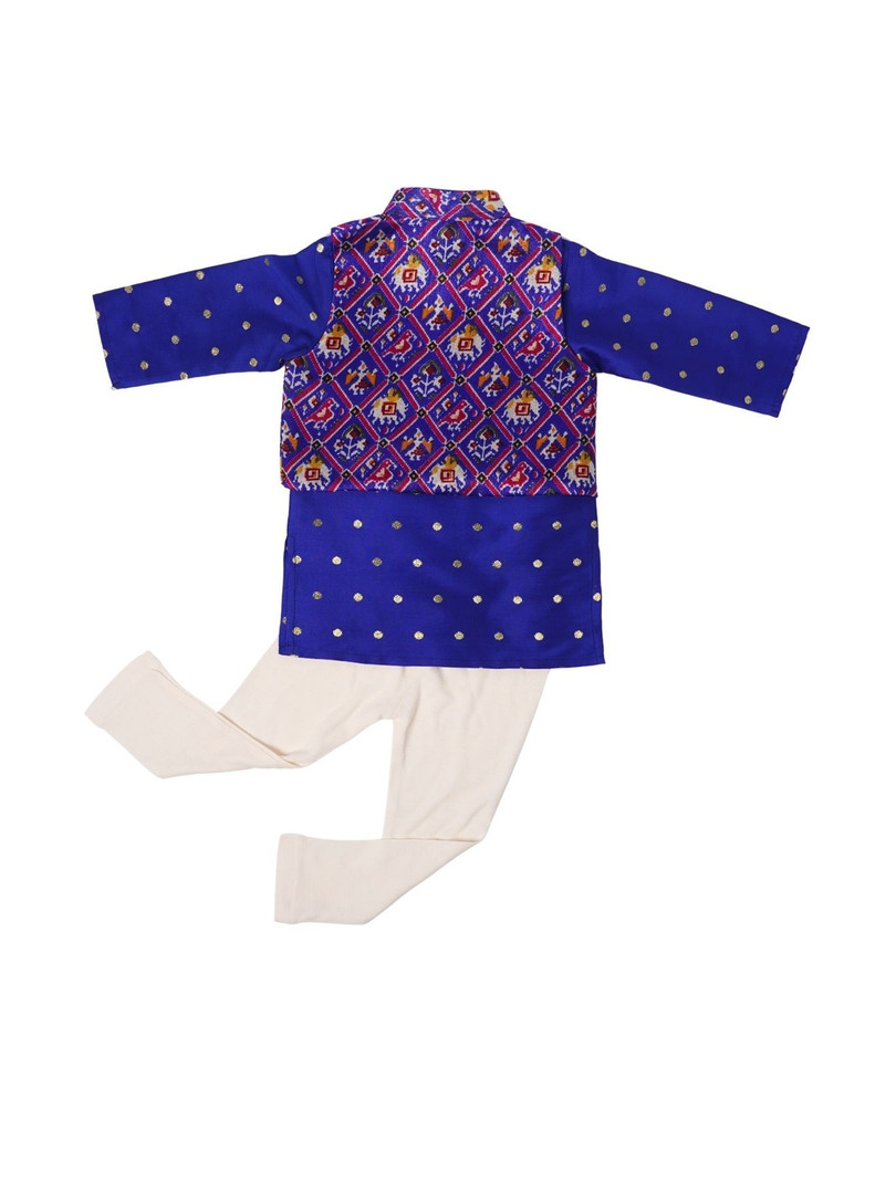 Sangria Boys Printed Pure Silk Kurta With Salwar