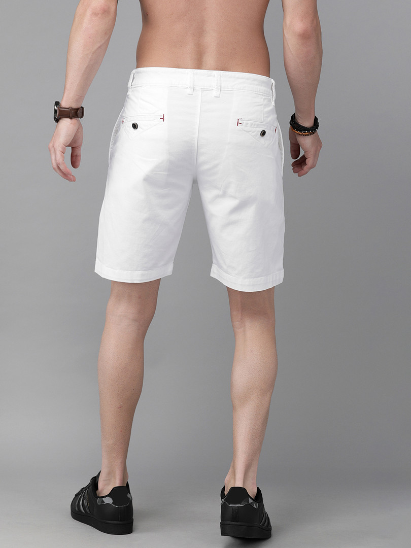 Roadster Men White Solid Regular Fit Chino Shorts