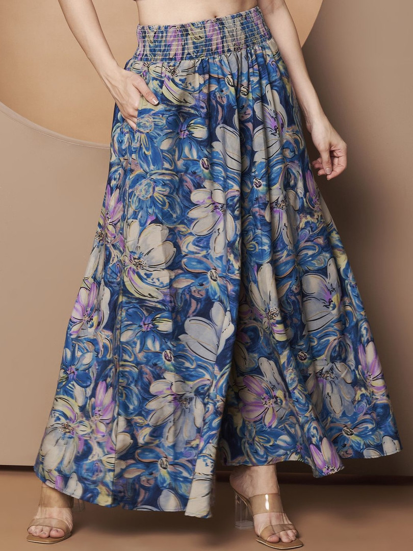 Blue / Cream