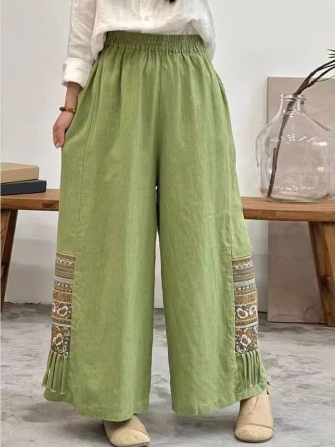 StyleCast Women Printed Flared Palazzos