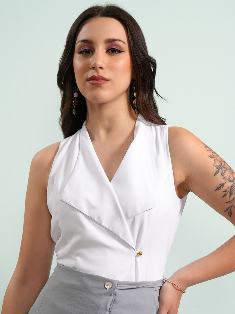 Tokyo Talkies V-Neck No Sleeves Wrap Top