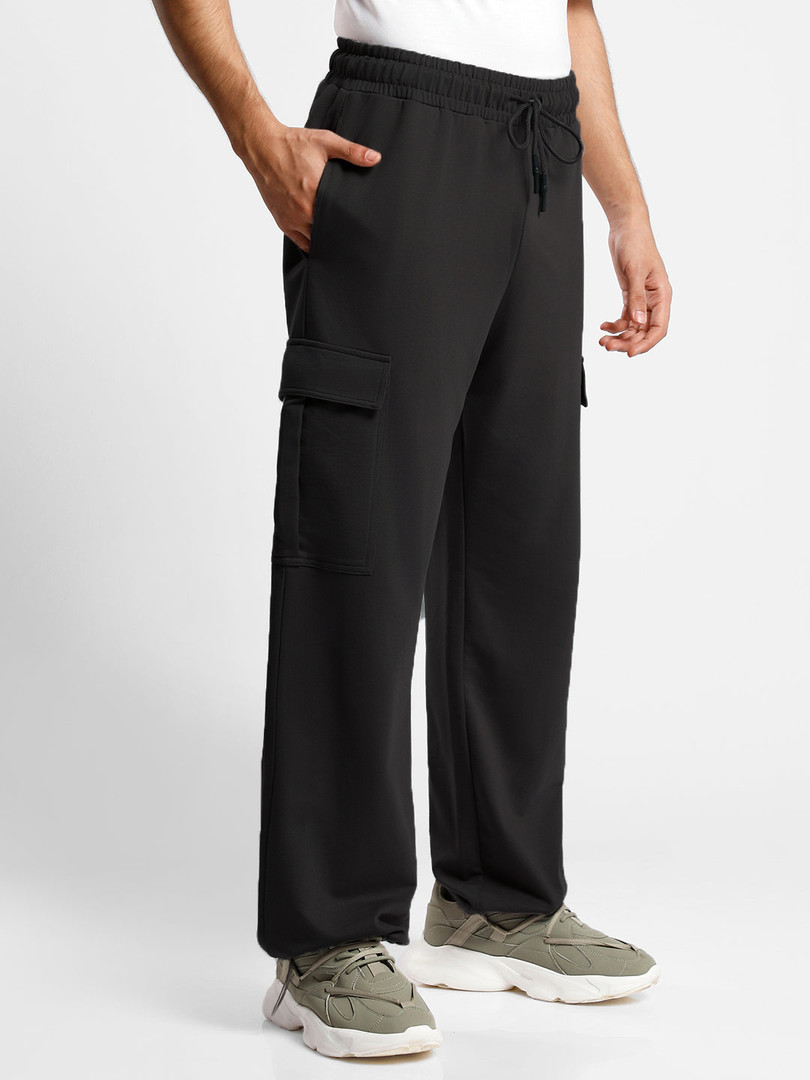 NOBERO Men Onyx Oversized Relaxed Fit Mid-Rise Joggers With Utility Box Pockets