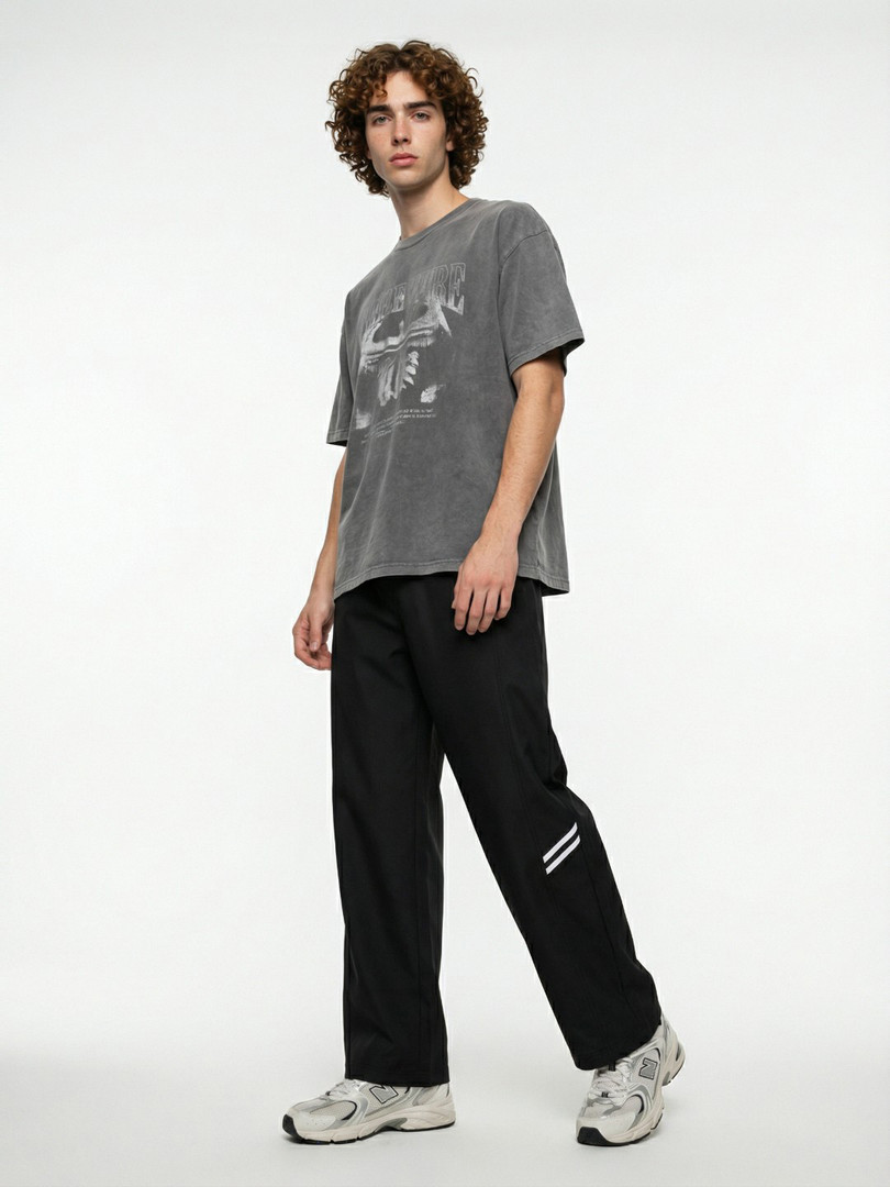 glitchez Men Mid-Rise Panelled Relaxed Fit Track Pants